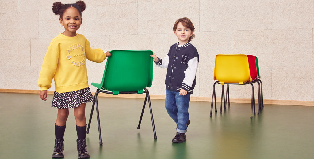 https://www.chicco.be/dw/image/v2/BJJJ_PRD/on/demandware.static/-/Sites-Chicco-Belgium-Library/fr_BE/dw72d849db/site/01-Homepage/abbigliamento-1024x520.jpg