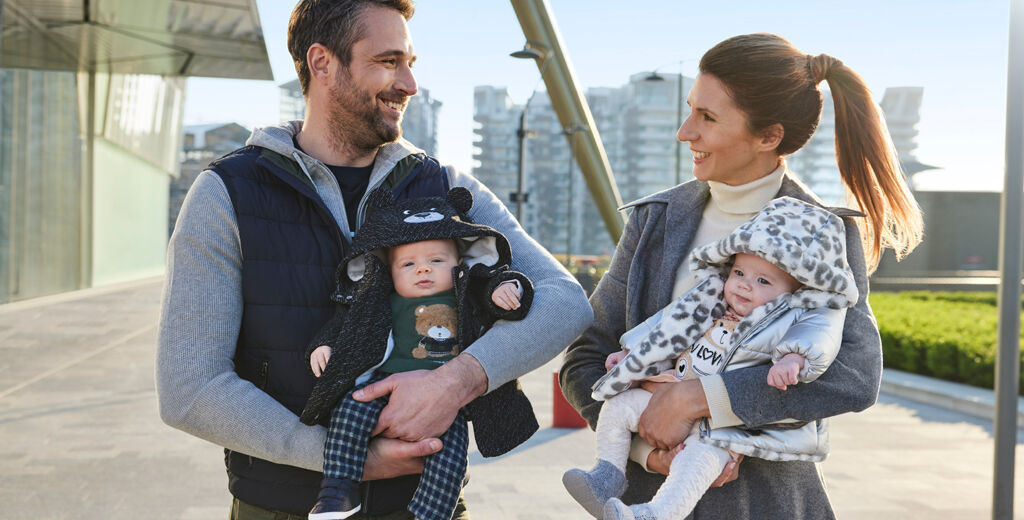 https://www.chicco.be/dw/image/v2/BJJJ_PRD/on/demandware.static/-/Sites-Chicco-Belgium-Library/nl_BE/dw9d640449/site/category-pages/Mode/baby-sf-1024x520.jpg
